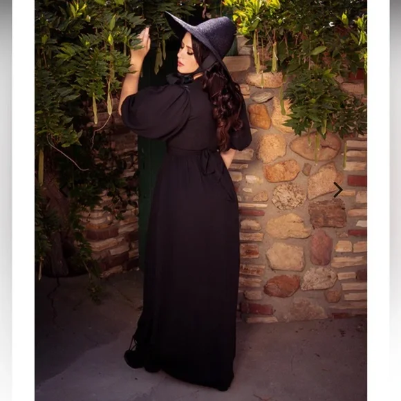 La Femme En Noir Odyssey Dress - Picture 3 of 6